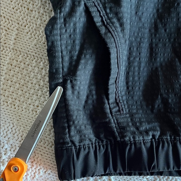 Lululemon Jacket Women’s Black Pack Light Bomber Vented Outdoor Active Zip - Picture 8 of 8